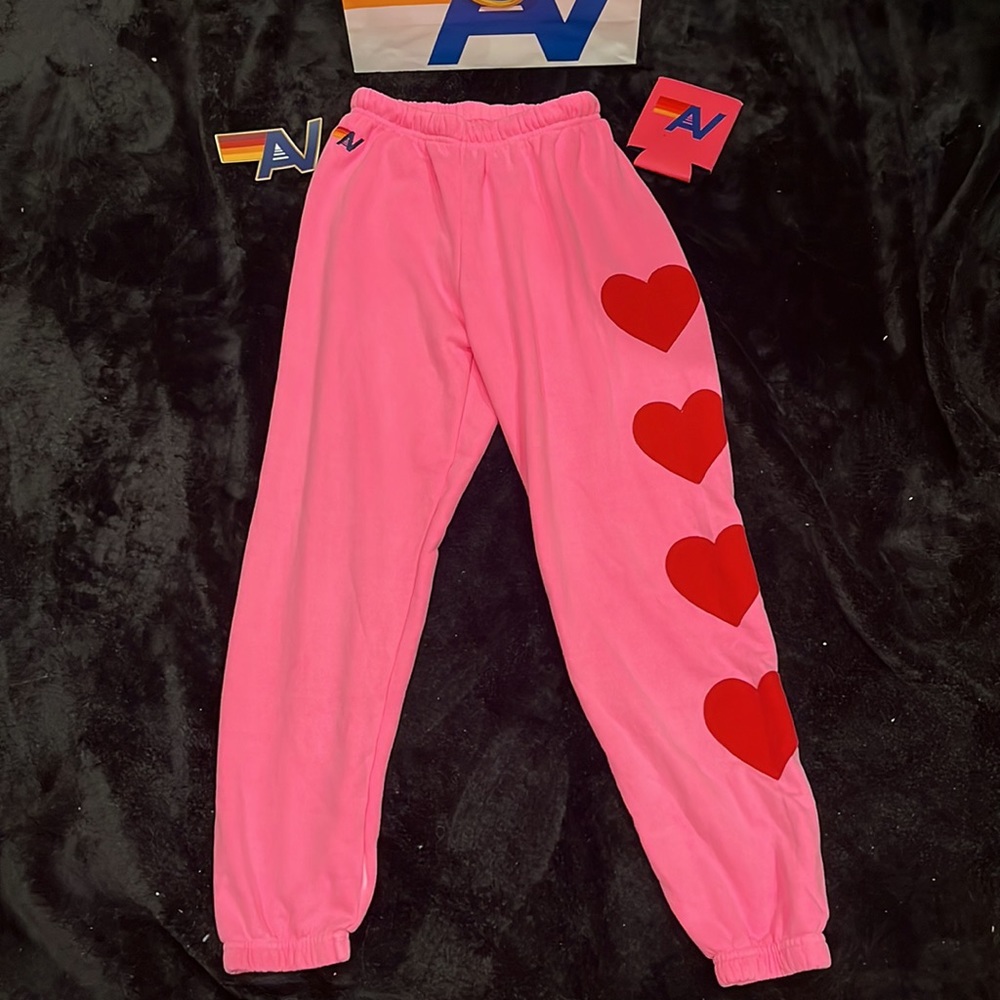 - NWT Aviator Nation Heart Stitch 4 Sweatpants Neon Pink  Extra Small